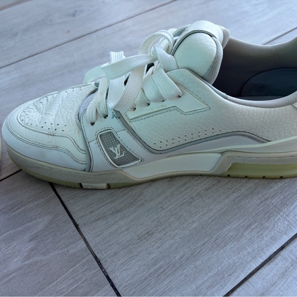 Louis Vuitton White Leather Sneakers - Picture 5 of 8